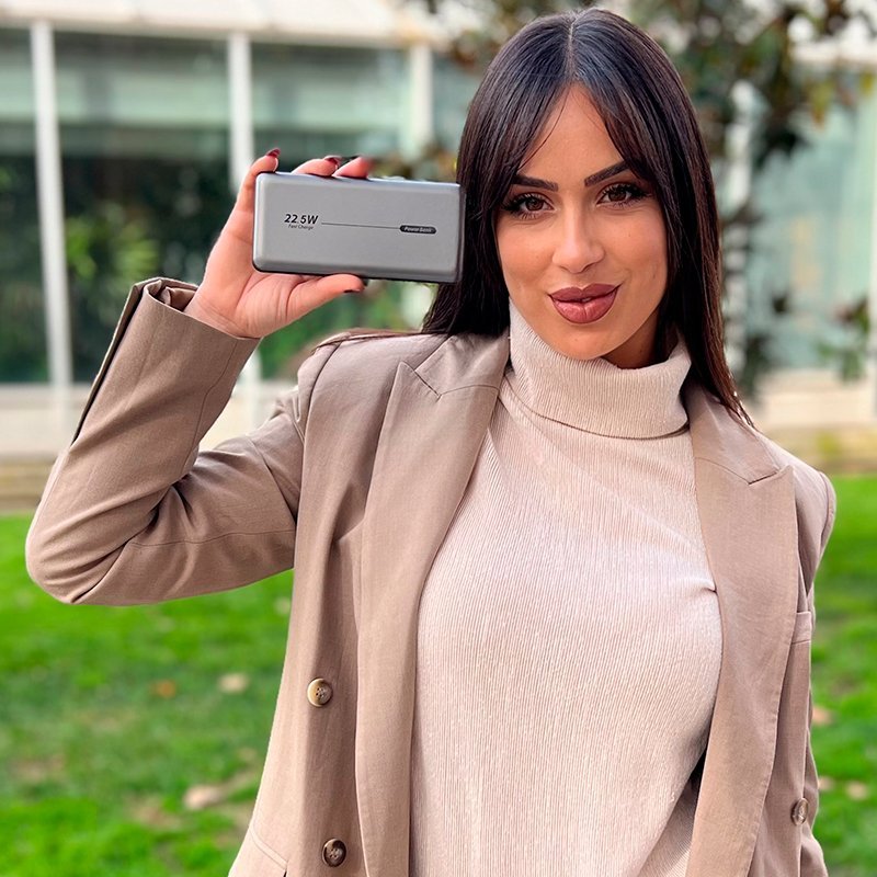 Batería Externa Universal Power Bank 10.000 mAh PD 22.5W (2 cables) Gris - Imagen 2